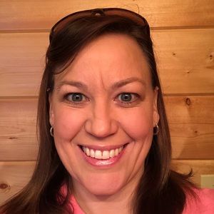 Meet your Posher, Elle